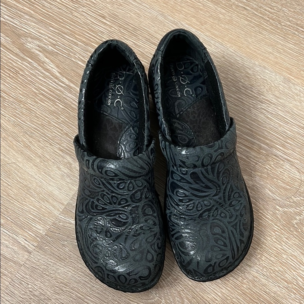 Born Blue Mules Classic Clog Design